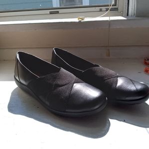 Medora Jem black loafer